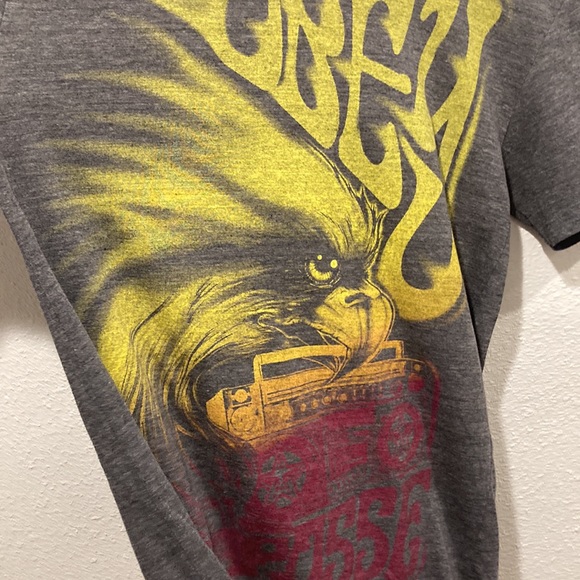 Obey T-shirt - Picture 3 of 3